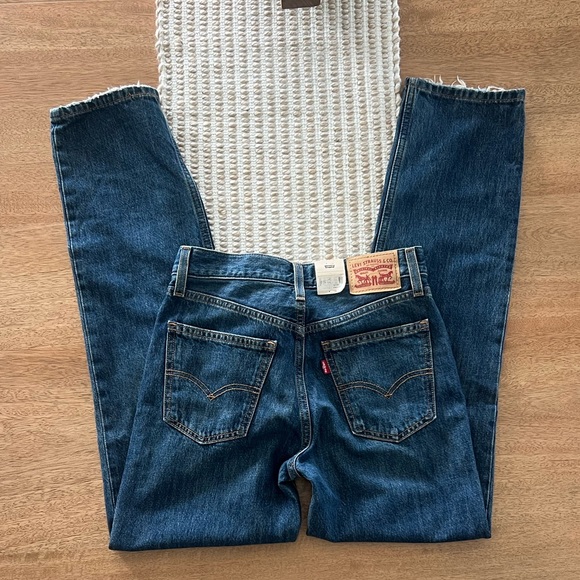 Levi’s 501 Original Straight Leg Jeans Size 24 NWT - Picture 5 of 8